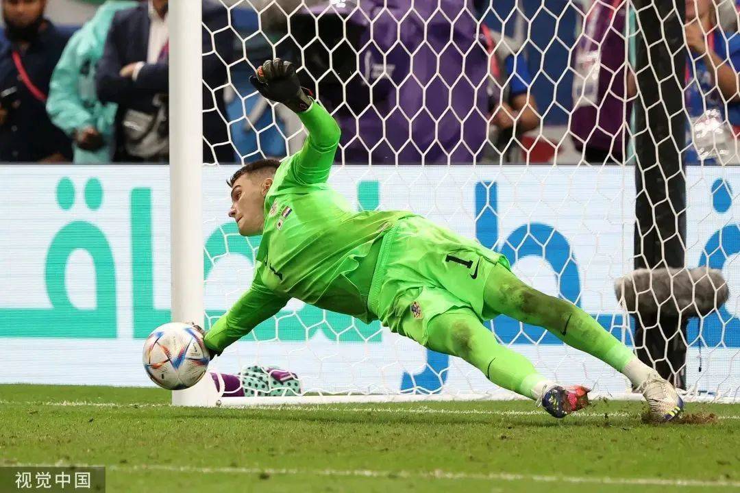 微妙脚法!技术流带领球队取胜! 微妙脚法!技术流带领球队取胜!