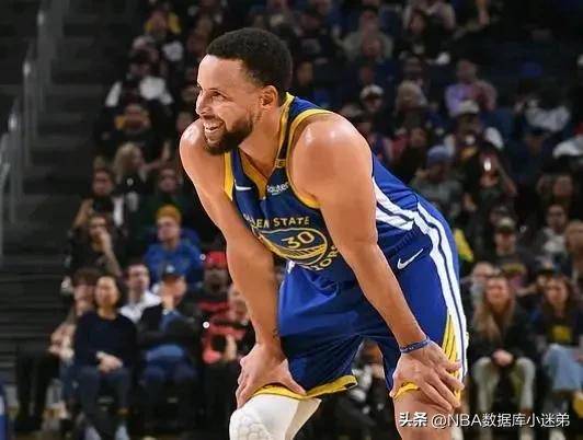 斯旺西中场控球有方,助球队保持不败 斯旺西中场控球有方,助球队保持不败