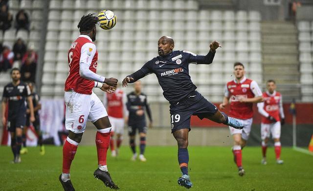 亚眠遭到低迷期袭击,法甲前景堪忧 亚眠遭到低迷期袭击,法甲前景堪忧