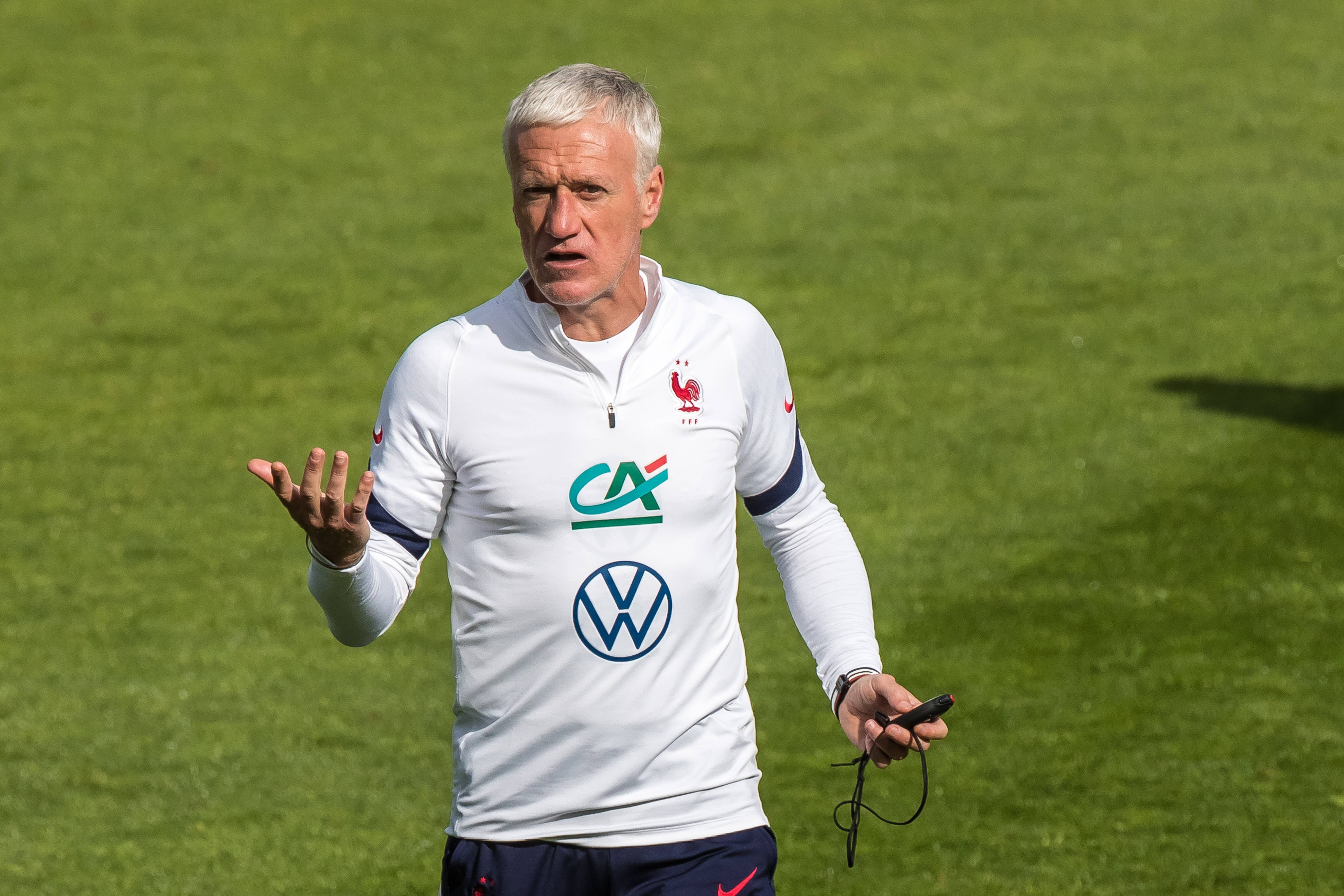 爱体育官方网站-球队内部成员出现不和谐状况,需解决矛盾