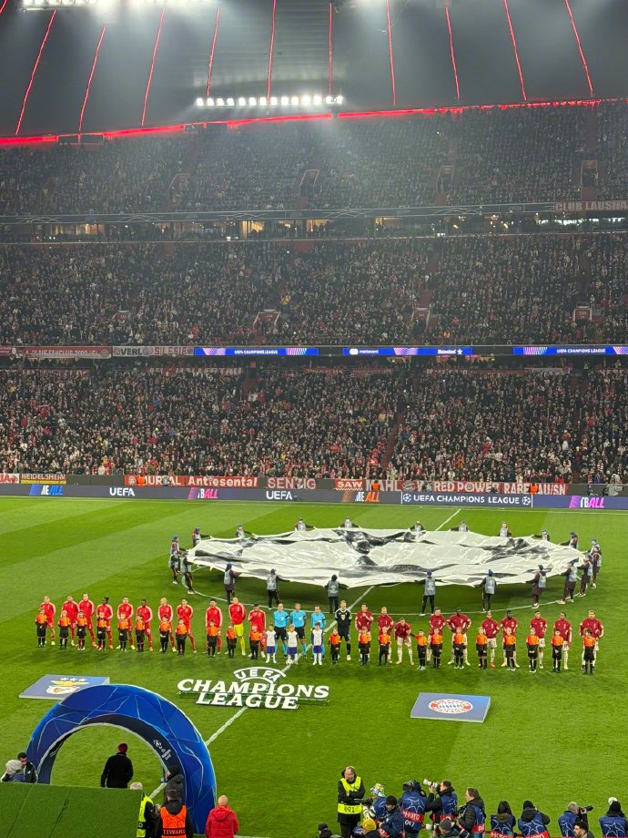 爱体育官方网站-拜仁慕尼黑备战与本菲卡的较量,将会有怎样的结局?