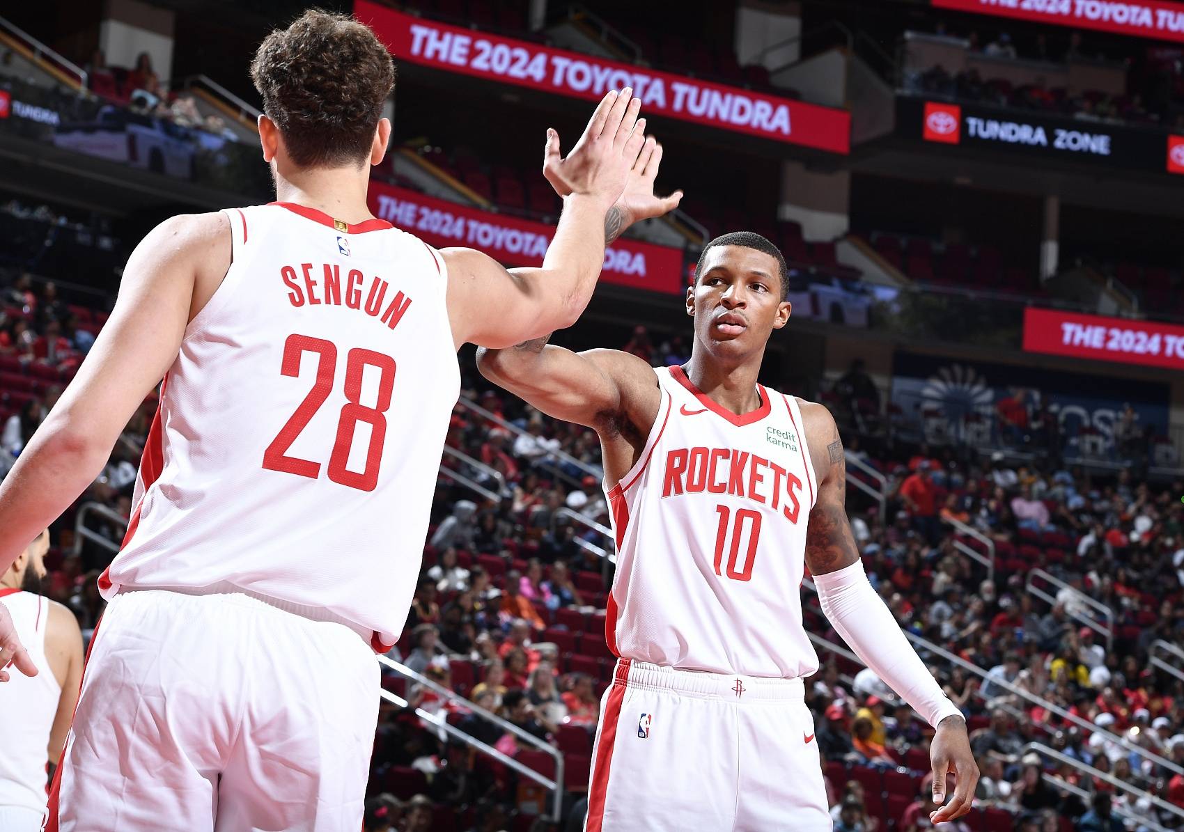 火箭再败国王,鹈鹕击败骑士 火箭再败国王,鹈鹕击败骑士