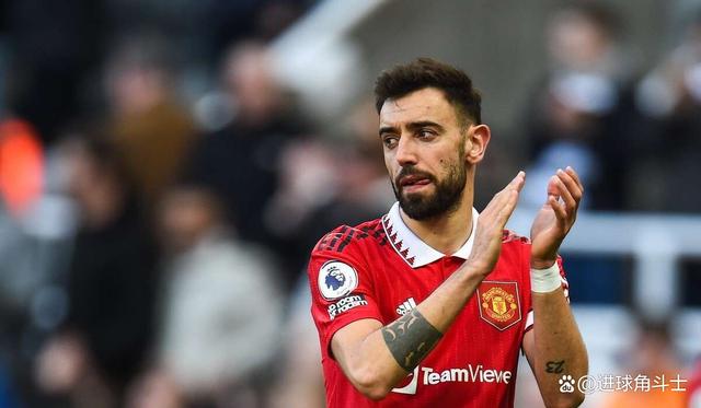 爱体育官网-曼联战术调整突出特点,客场寻求突破