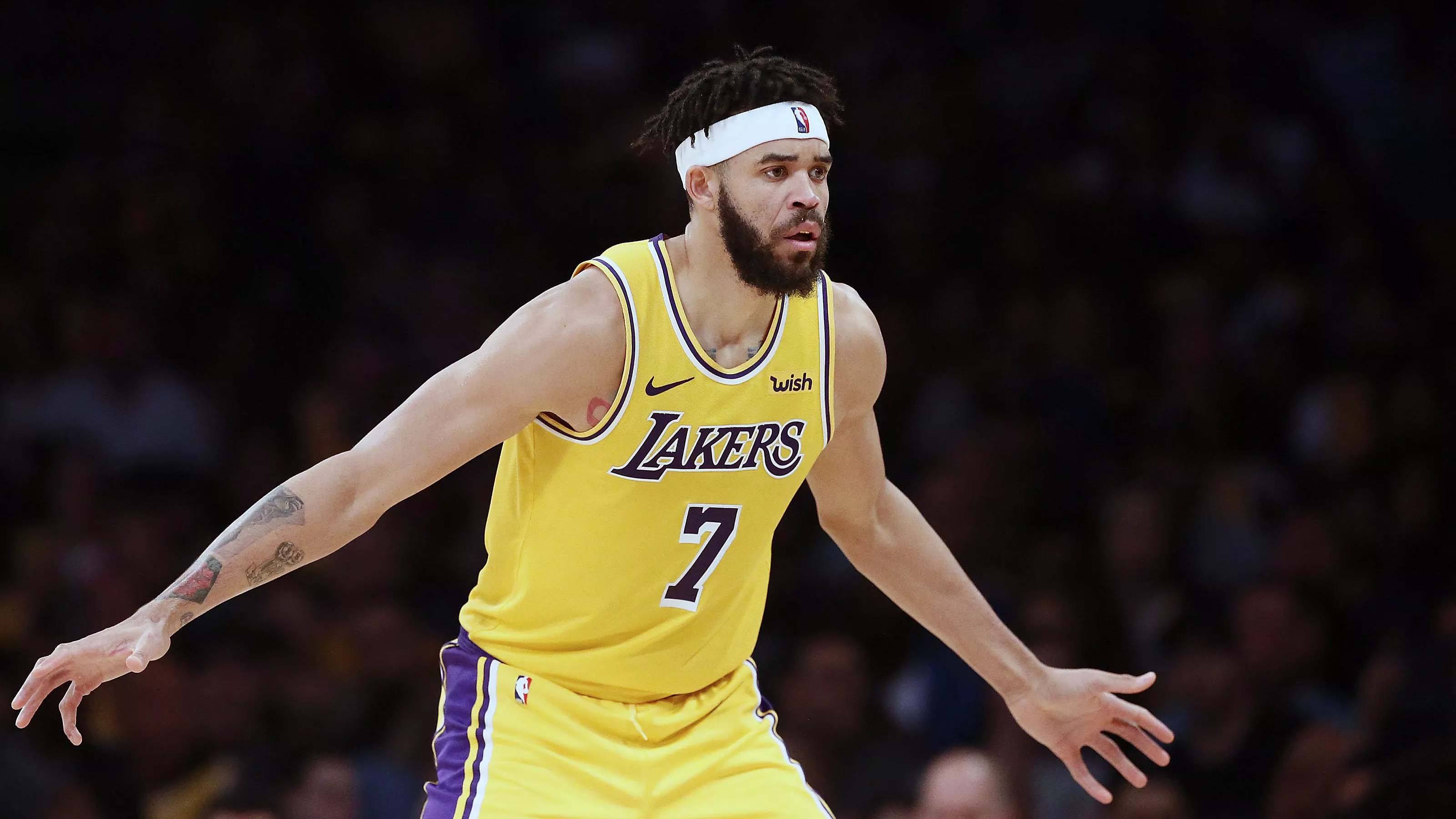 火箭主教练呼吁球员团结一致，共同努力向前！