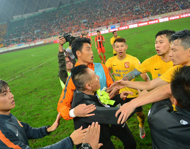 爱体育-恒大客场击败绿城,继续保持不败战绩