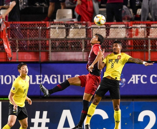 恒大客场击败绿城,继续保持不败战绩 恒大客场击败绿城,继续保持不败战绩