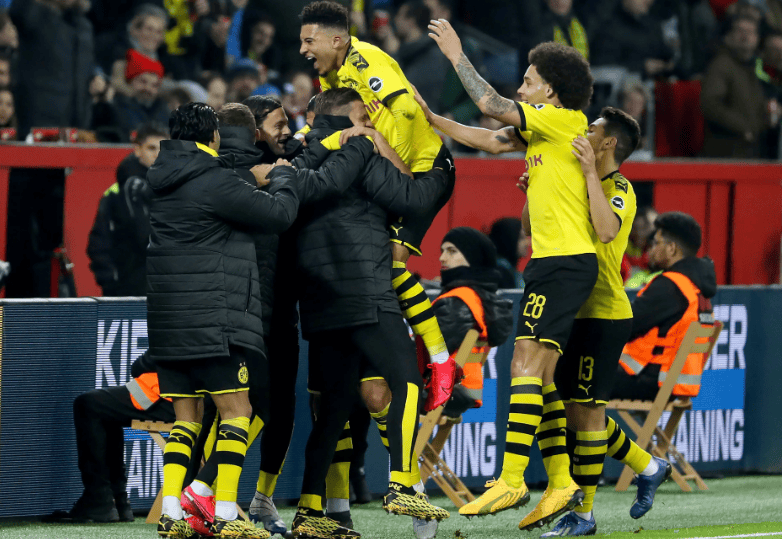 多特蒙德连续失球遭逆转,放弃领先优势 多特蒙德连续失球遭逆转,放弃领先优势