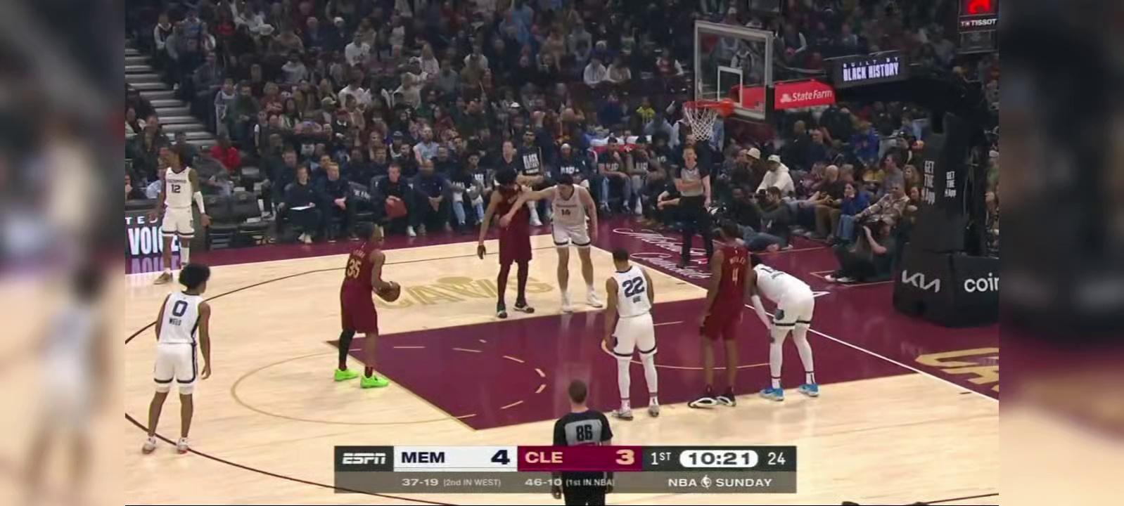 灰熊战胜骑士,球员实现个人壮举再度得胜 灰熊战胜骑士,球员实现个人壮举再度得胜