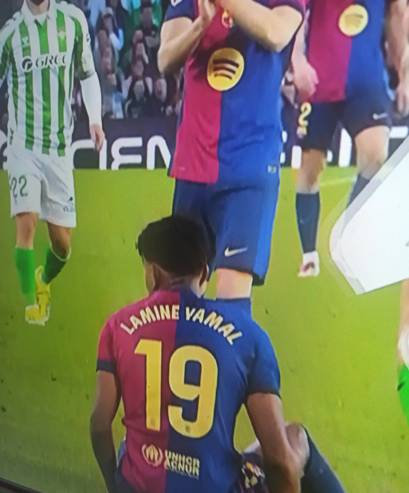 爱体育-横滨水手力挫对手,锁定下一轮对手!