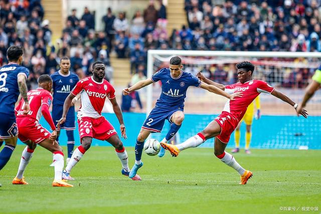 爱体育-里尔攻击手状态神勇,连续进球引领球队取胜