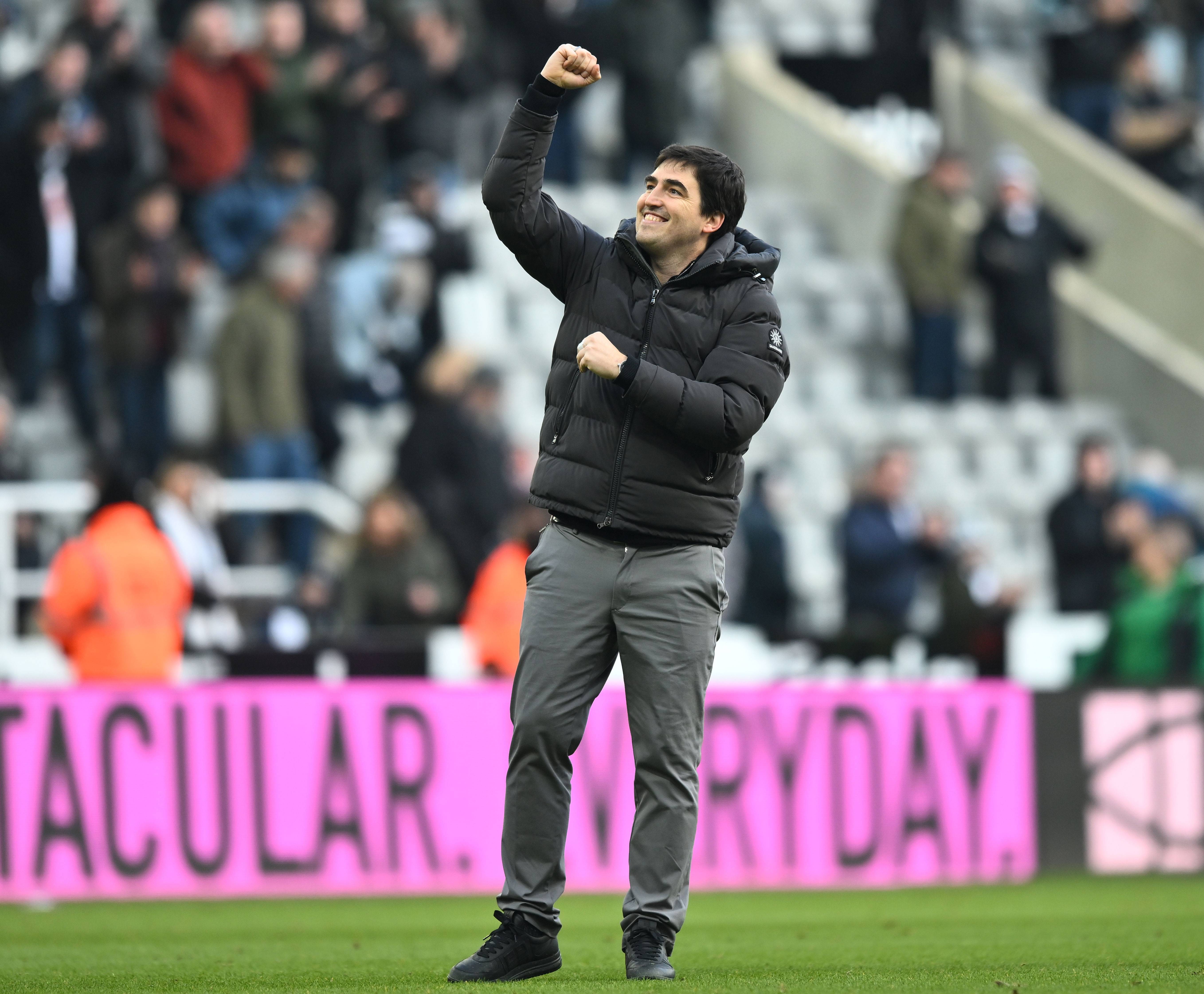 伯恩茅斯主场失利,陷入保级泥潭 伯恩茅斯主场失利,陷入保级泥潭