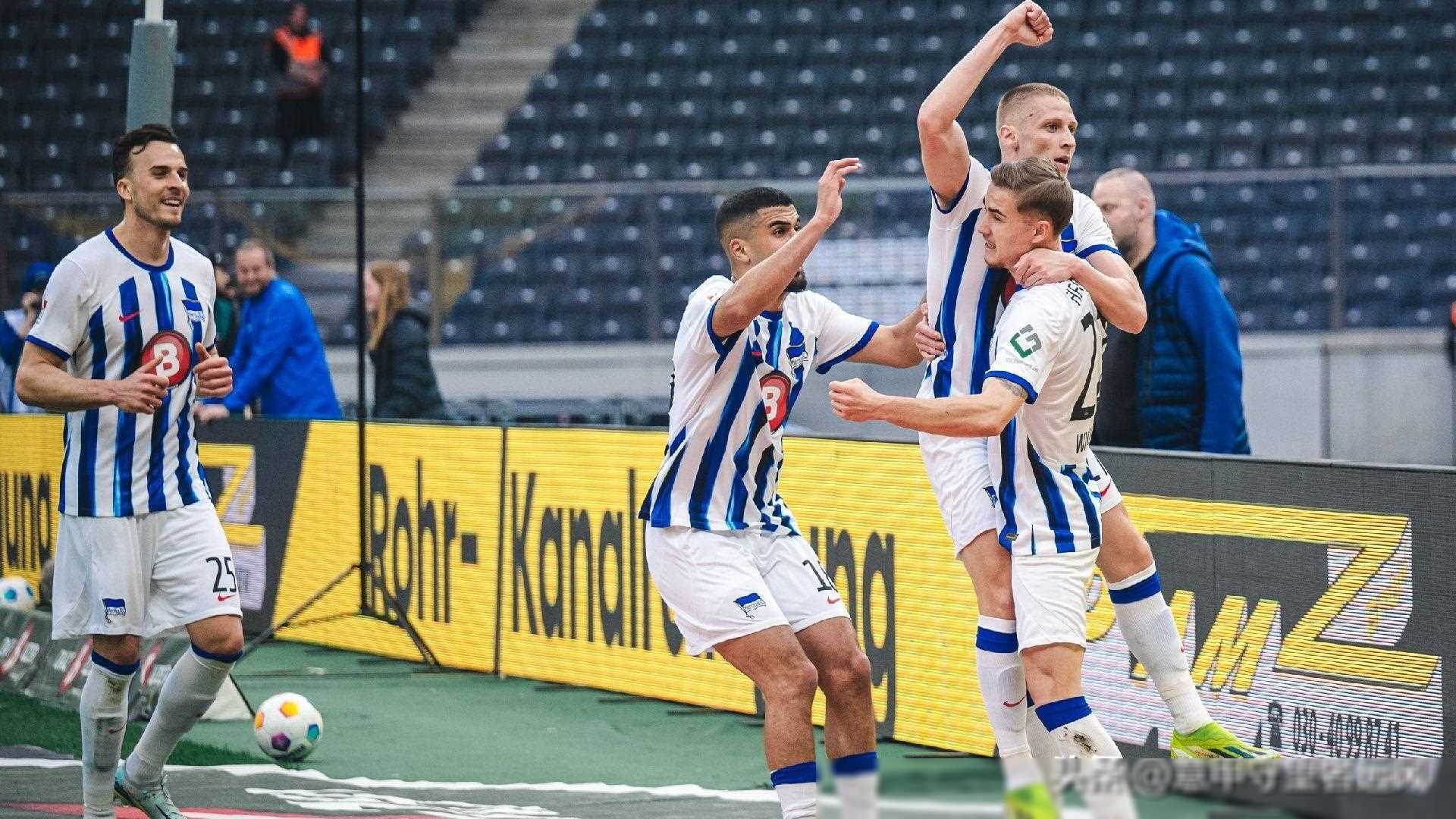 爱体育-柏林赫塔客场遭受阻击,惜败收场