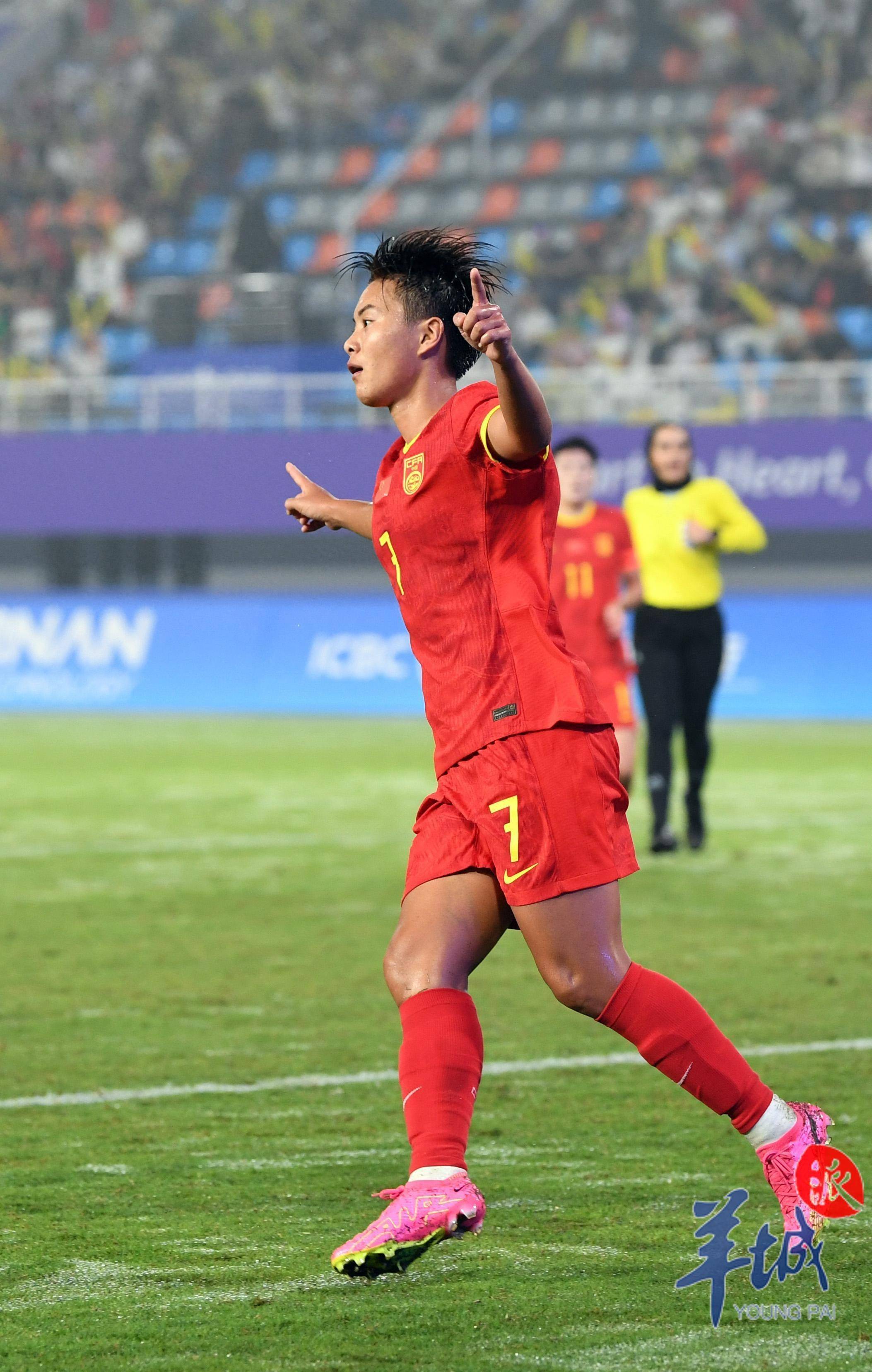 爱体育官方网站-卡尼奇女足积极备战,争取一场大捷