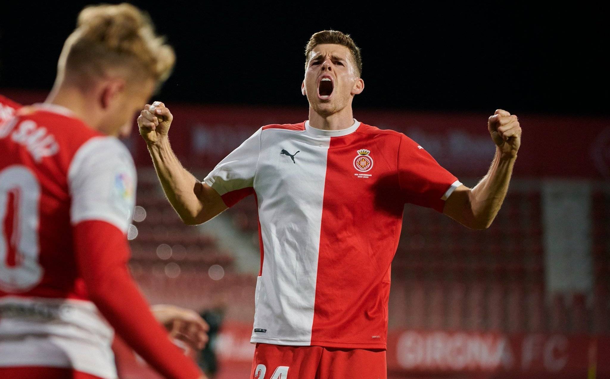 格拉纳达客场告捷,成为赛季亮点 格拉纳达客场告捷,成为赛季亮点