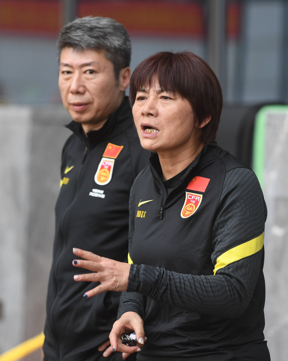 中国女足球员接受最新康复训练,备战重要比赛 中国女足球员接受最新康复训练,备战重要比赛