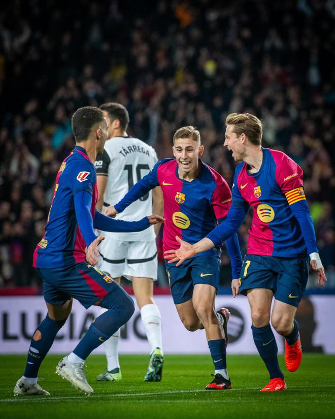 巴萨主场告捷,西甲传统劲旅重拾巅峰 巴萨主场告捷,西甲传统劲旅重拾巅峰