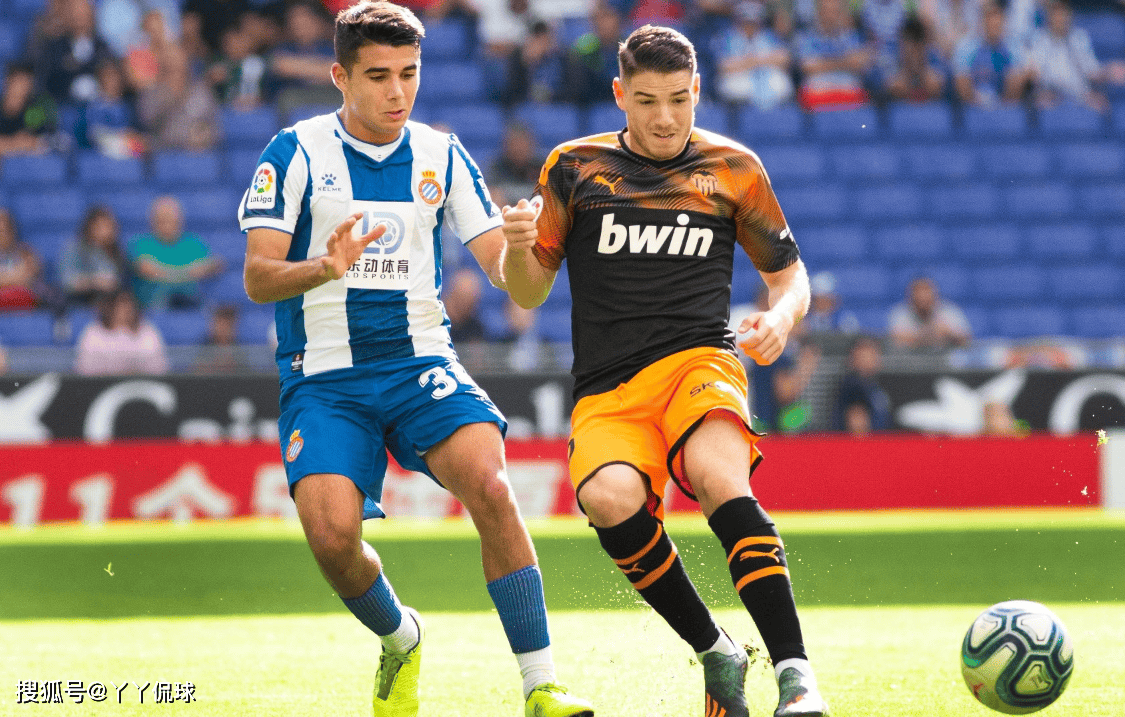 瓦伦西亚豪取胜利，取得关键胜利