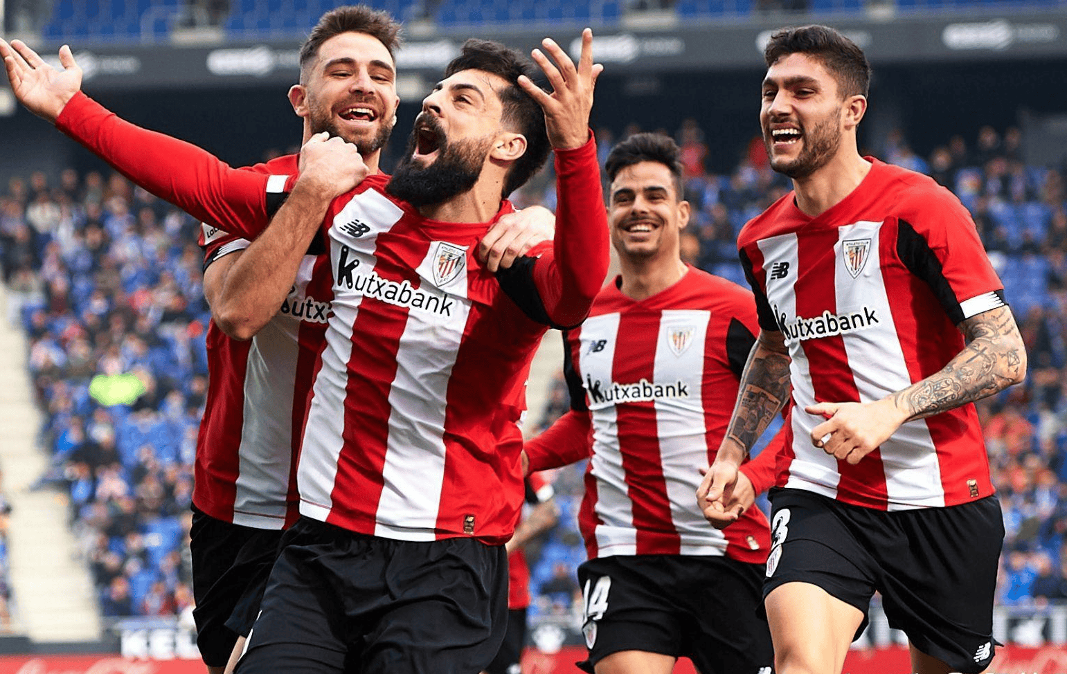 爱体育官方网站-欧预赛豪门对决强强碰撞,充斥着胜负的博弈