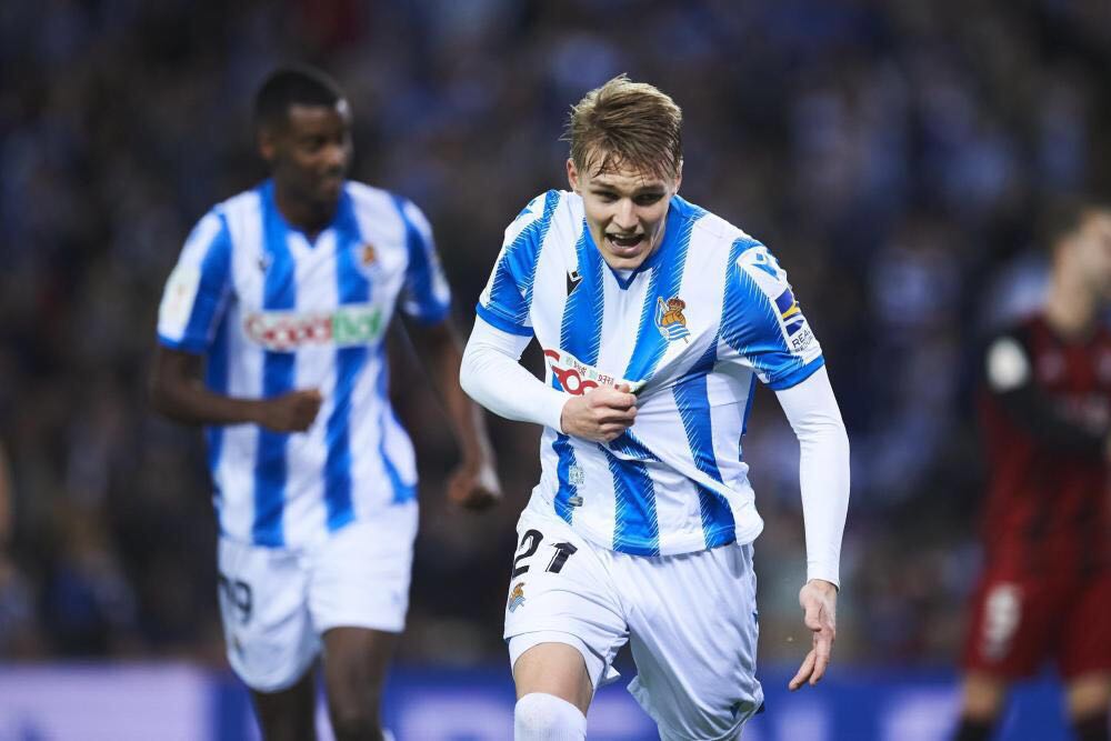 爱体育官方网站-巴拉多利德连克皇家斯霍特,保级前景一片光明