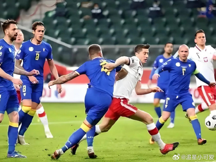 欧国联赛半决赛激战正酣 欧国联赛半决赛激战正酣