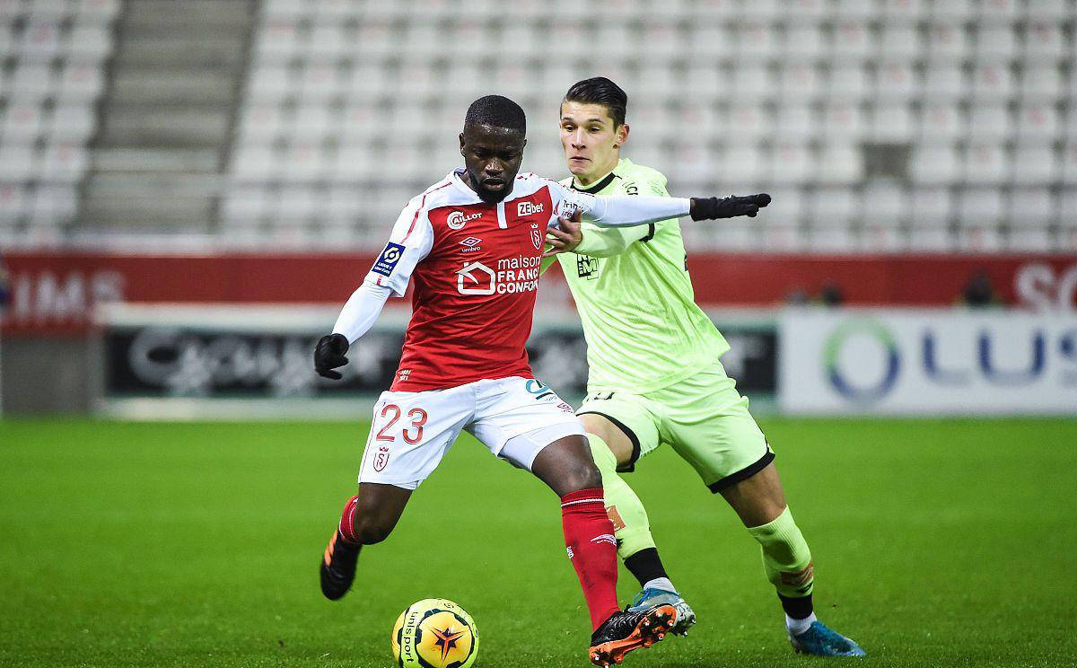 伯恩茅斯新赛季开局不利，球迷担忧球队前景