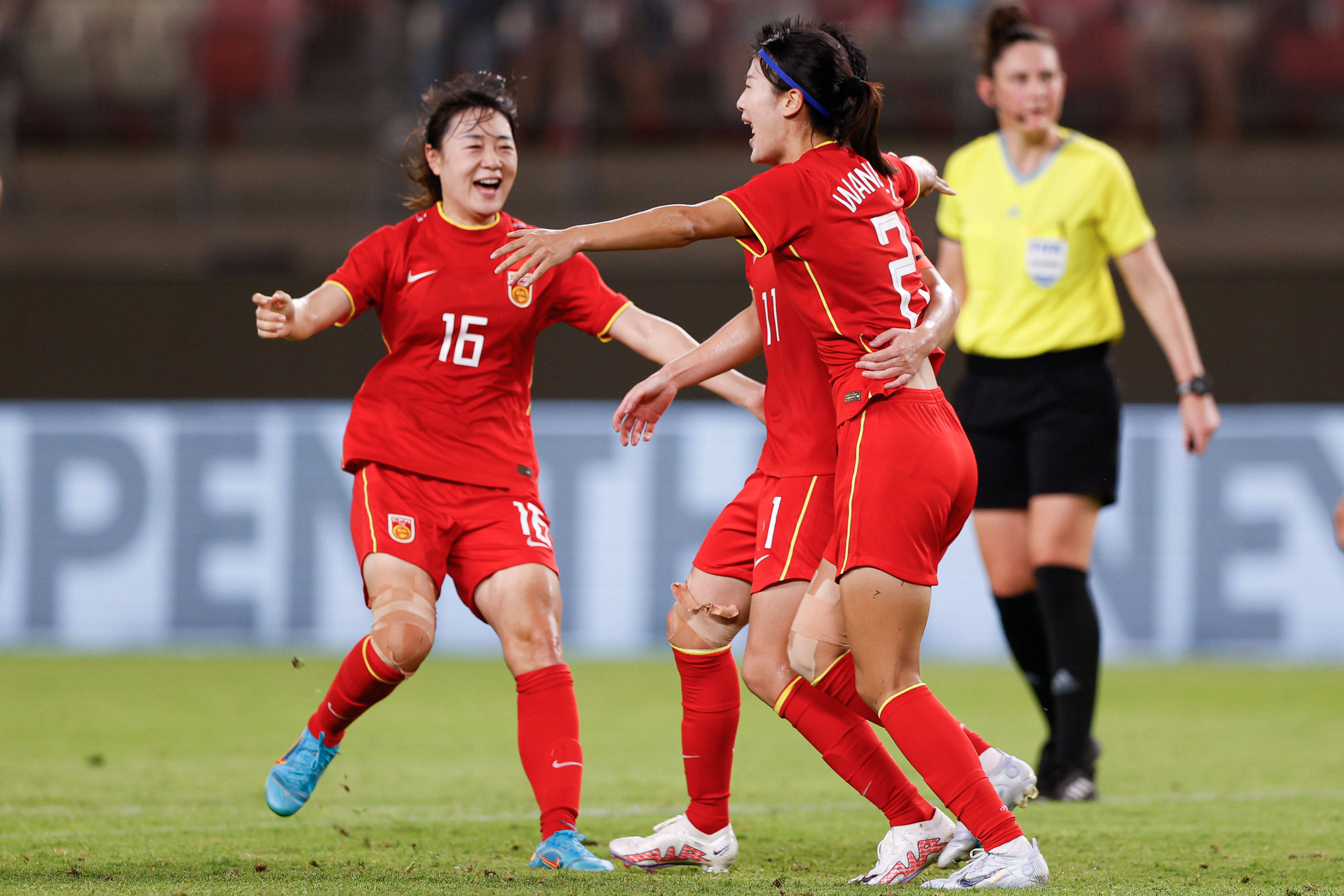 爱体育-中国女足凭实力击败对手，荣膺亚洲杯冠军