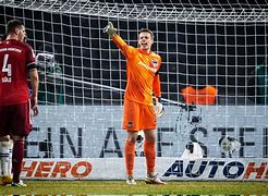 柏林赫塔主场告负,保级困境愈发严峻 柏林赫塔主场告负,保级困境愈发严峻