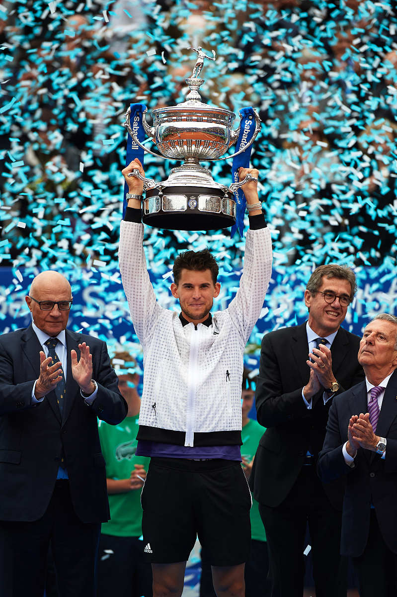 爱体育官网-出色表现获得最新奖项的球员