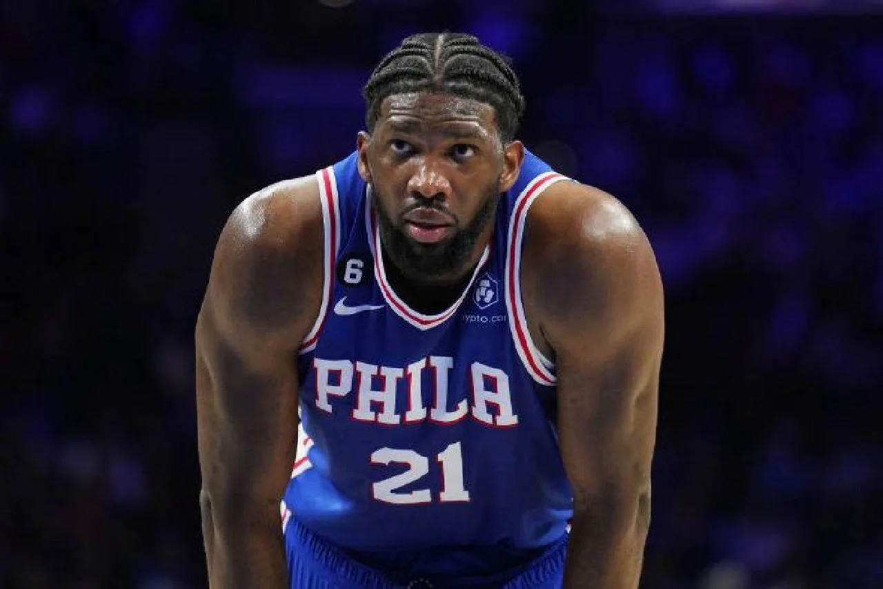 爱体育官网-76人惨遭犹他爵士逆转,恩比德20+14难挽败局