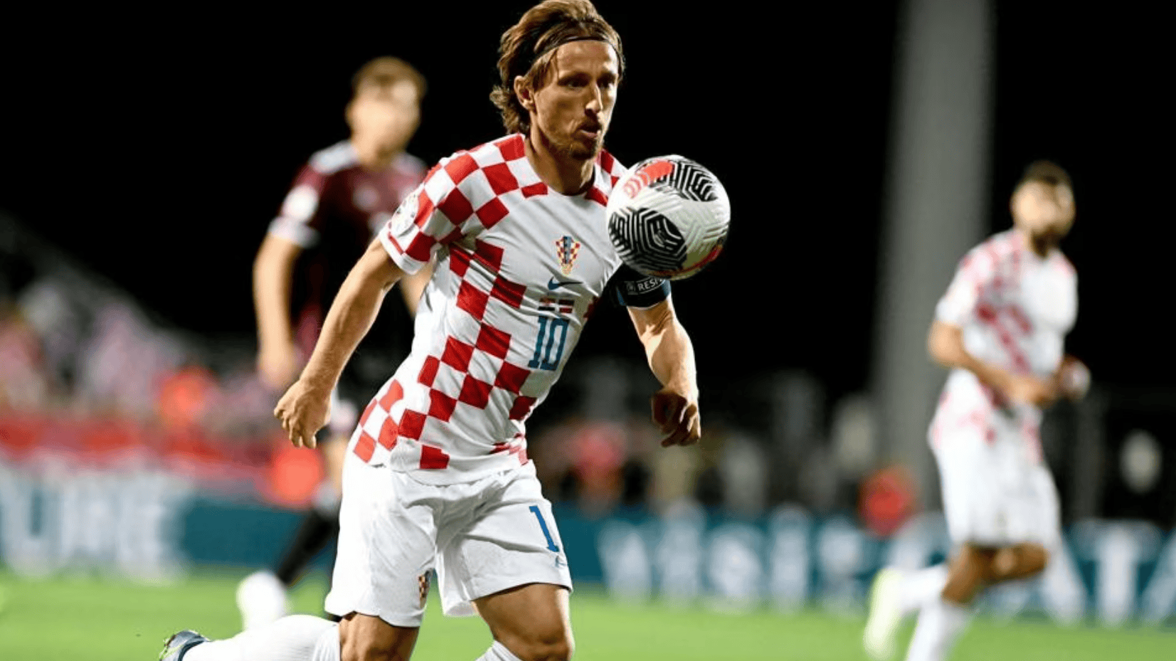 爱体育官方网站-法国队球员期待与克罗地亚一决高下