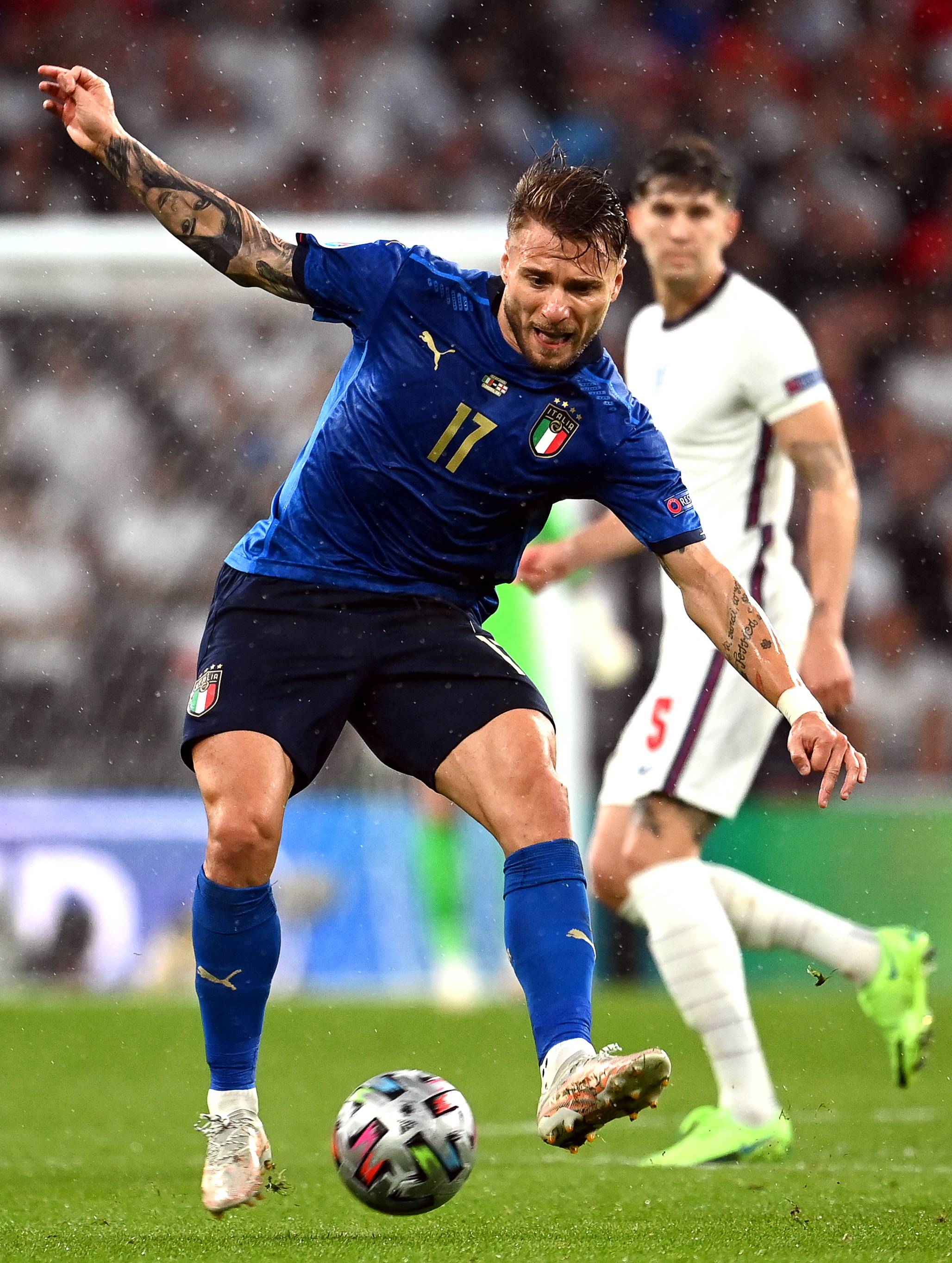 爱体育-意大利女足队在比赛中展现出色表现,成功晋级