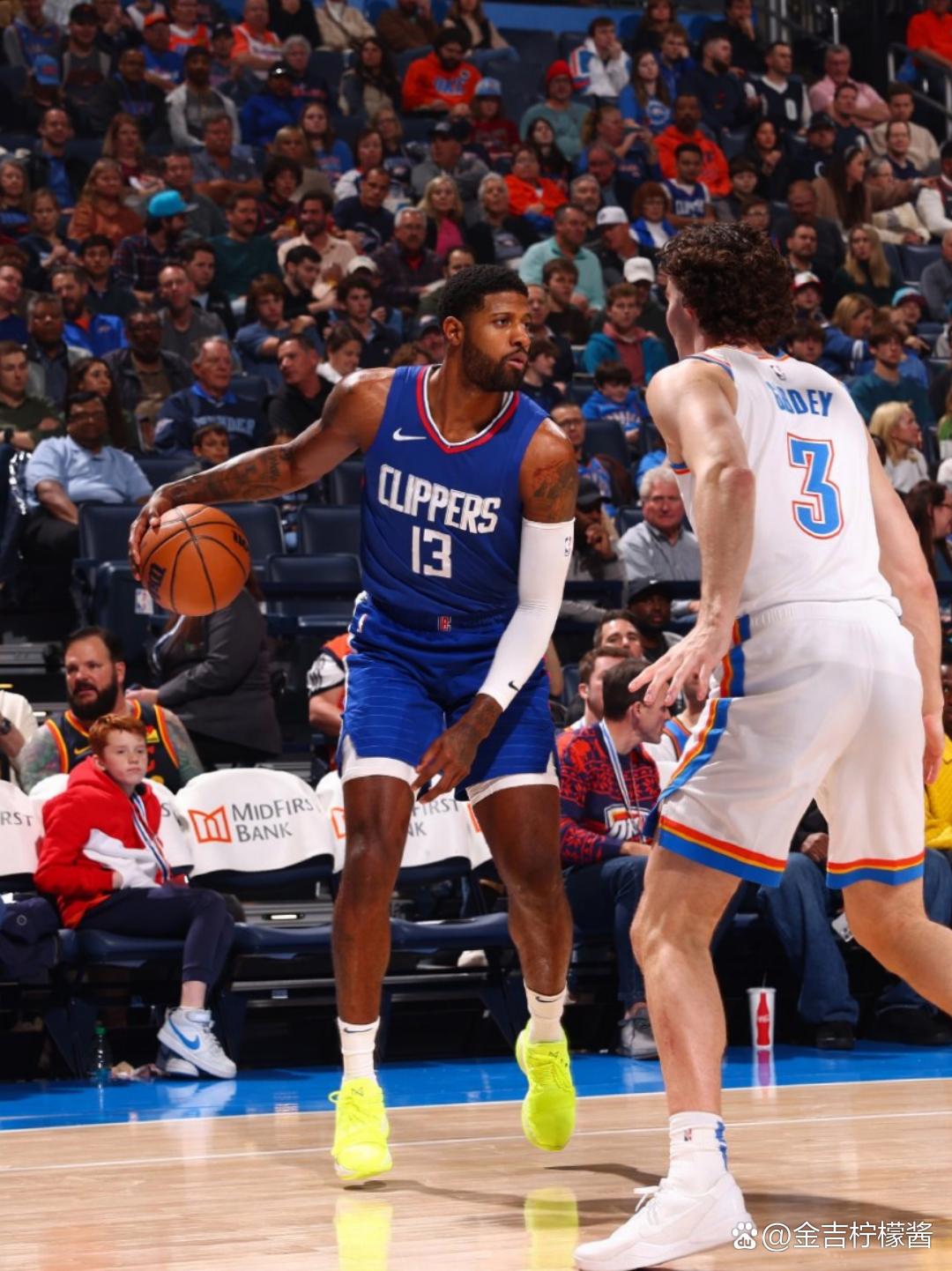 战术部署妥当,球队以压倒性优势获胜 战术部署妥当,球队以压倒性优势获胜