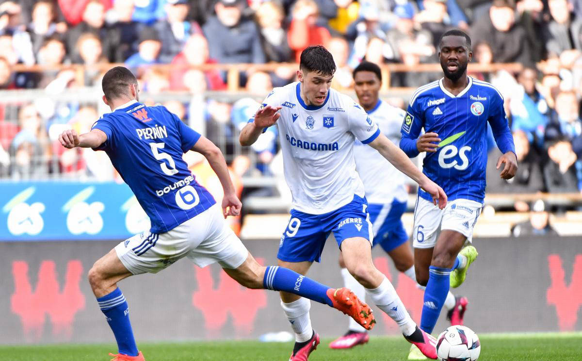 爱体育-南特客场不敌图卢兹,遭遇连败困境