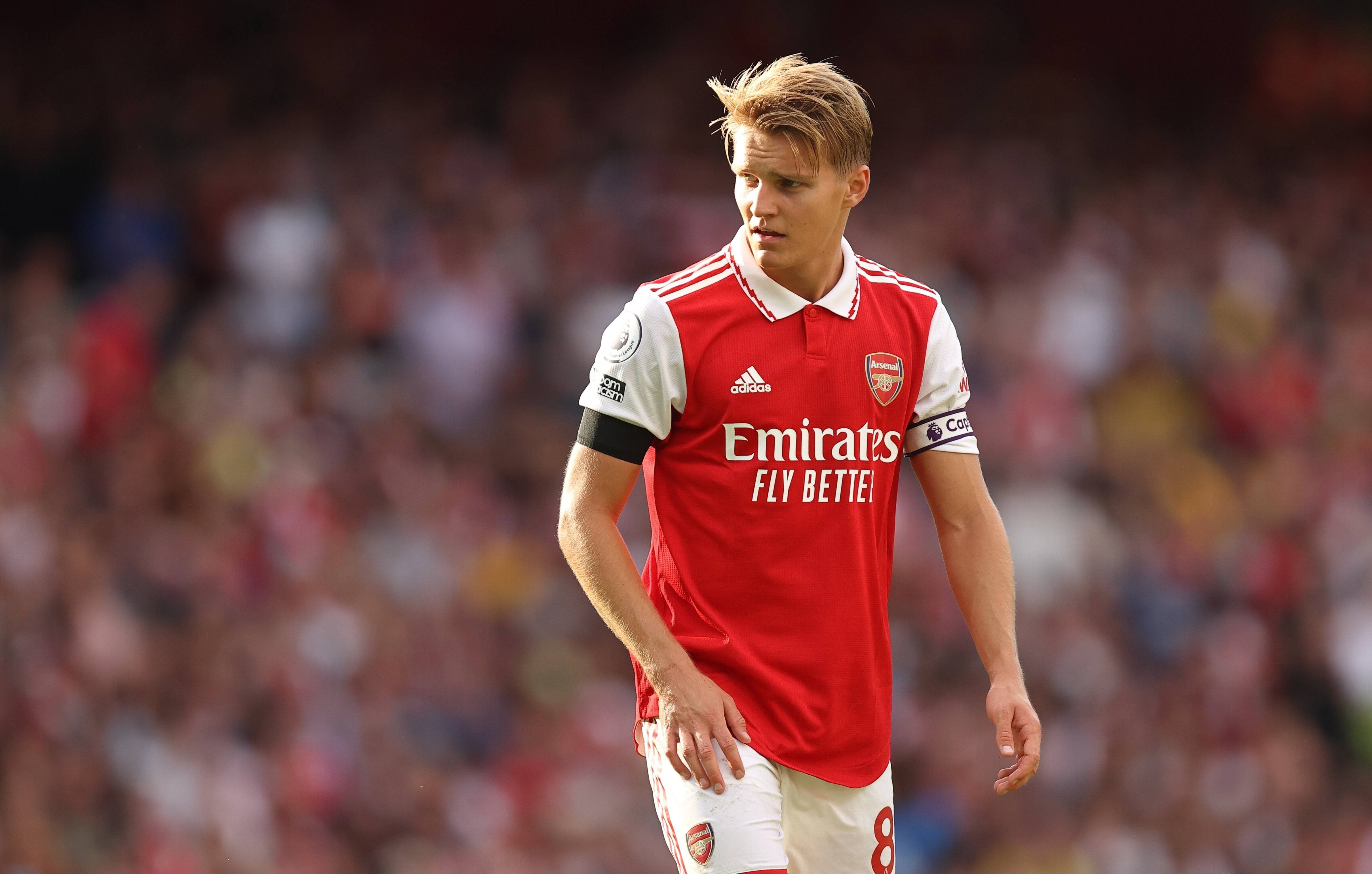 爱体育-阿森纳后卫荣膺英超最佳防守球员,实至名归