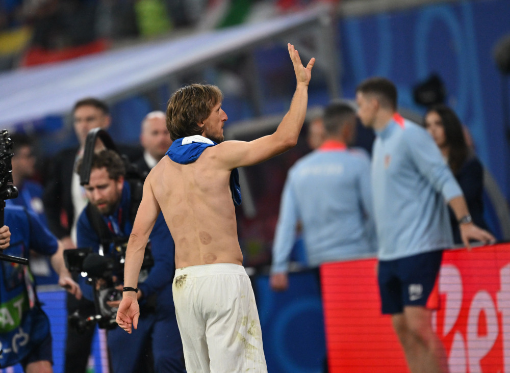 爱体育官方网站-意大利大胜克罗地亚挺进欧锦预赛冠军赛