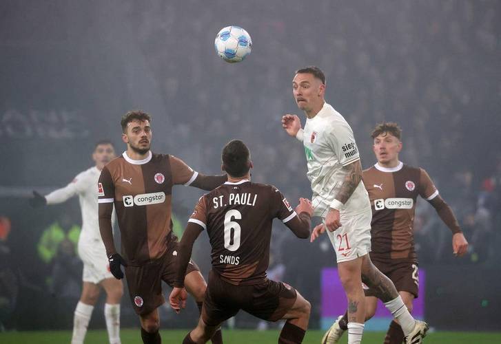 斯图加特球员状态回升备战下一场比赛 斯图加特球员状态回升备战下一场比赛