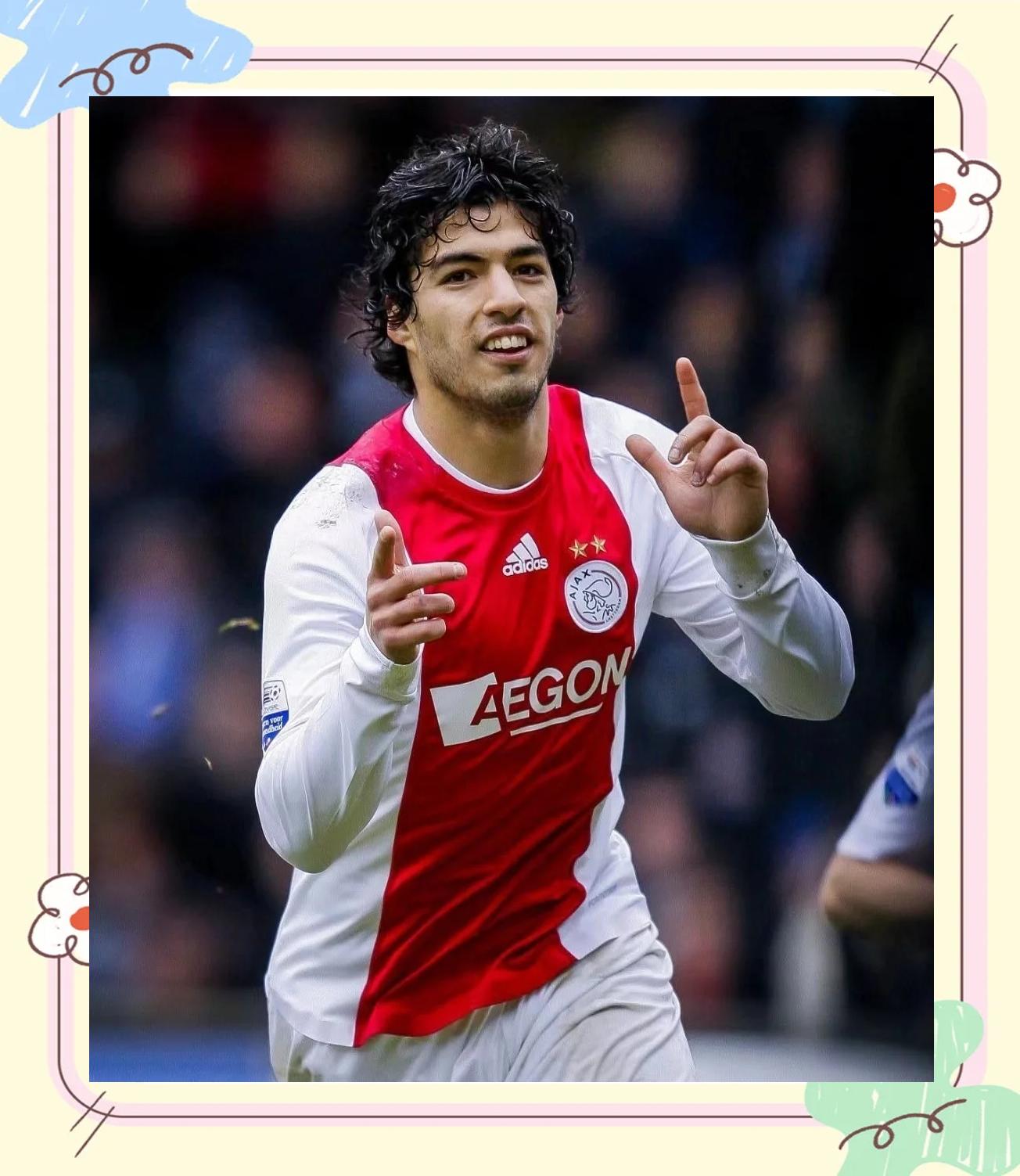 阿贾克斯惊险晋级,实力再显 阿贾克斯惊险晋级,实力再显