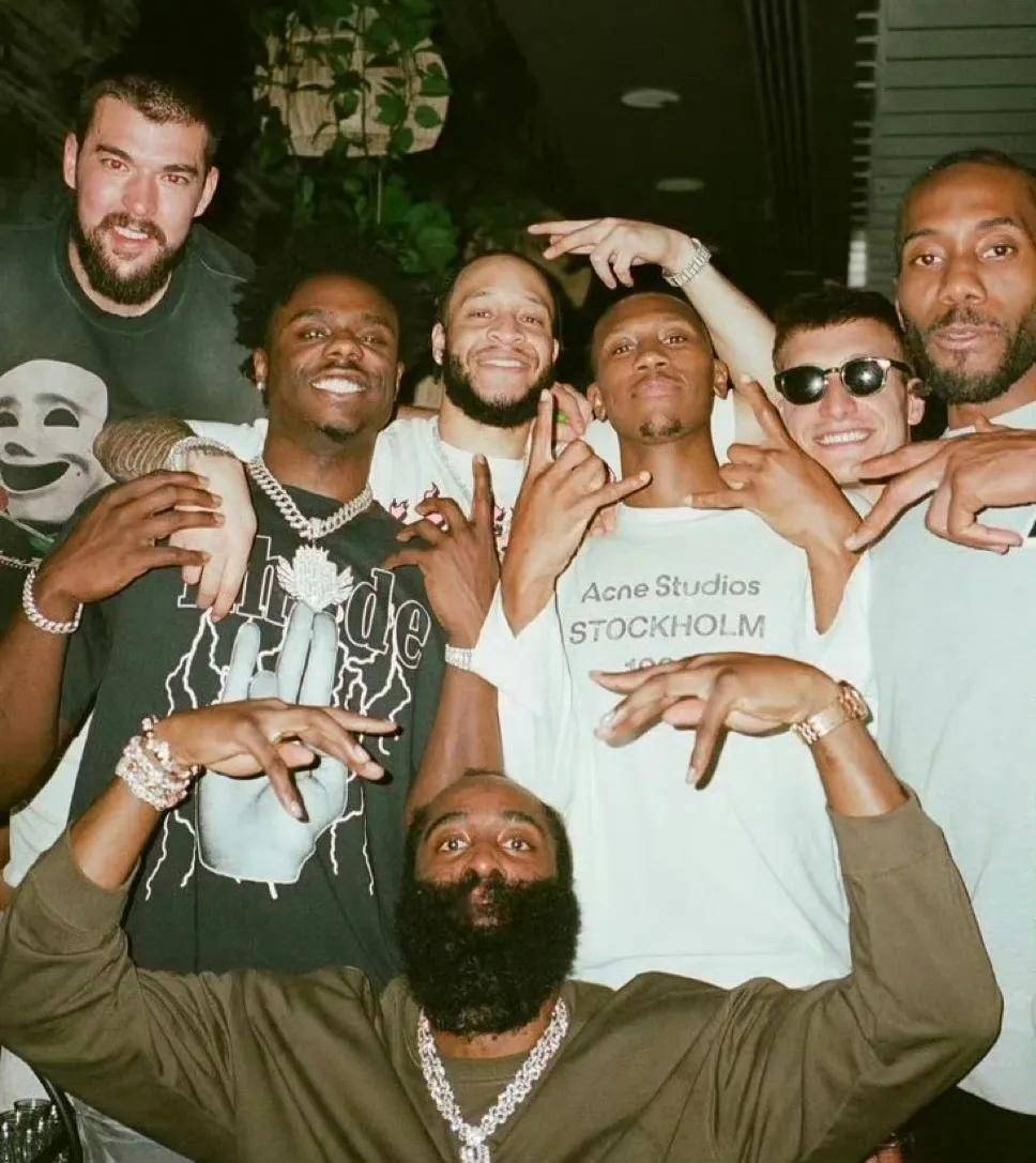 爱体育官网-精神面貌焕发,球队整体表现出色