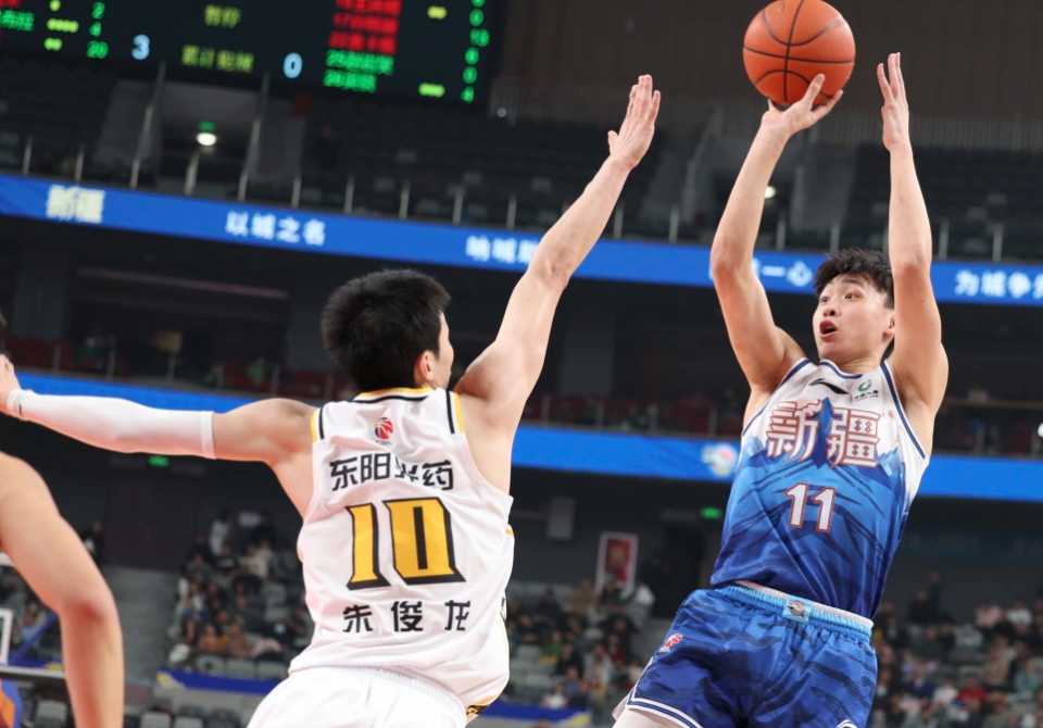 爱体育官方网站-胜负难料!四川队将对阵新疆