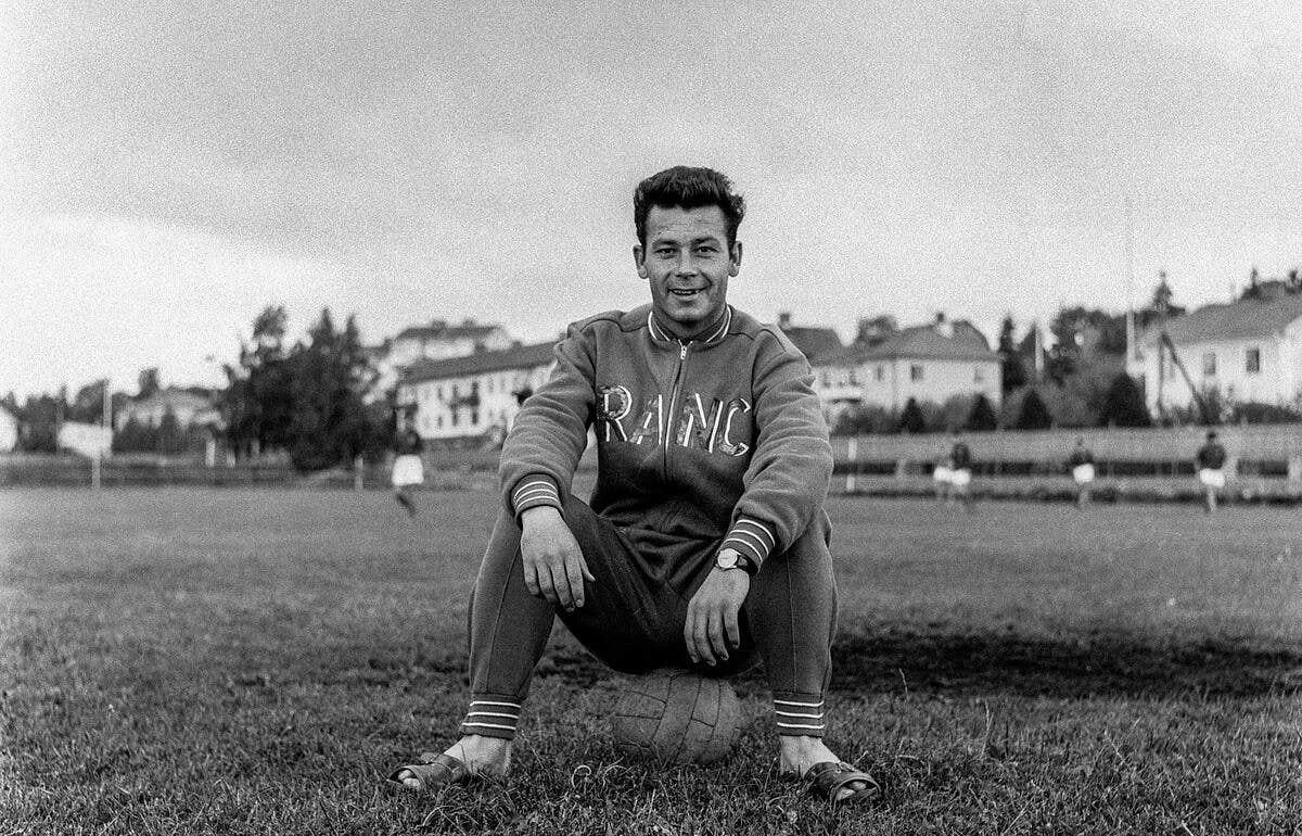 雷恩客场战胜兰斯,取得三分 雷恩客场战胜兰斯,取得三分