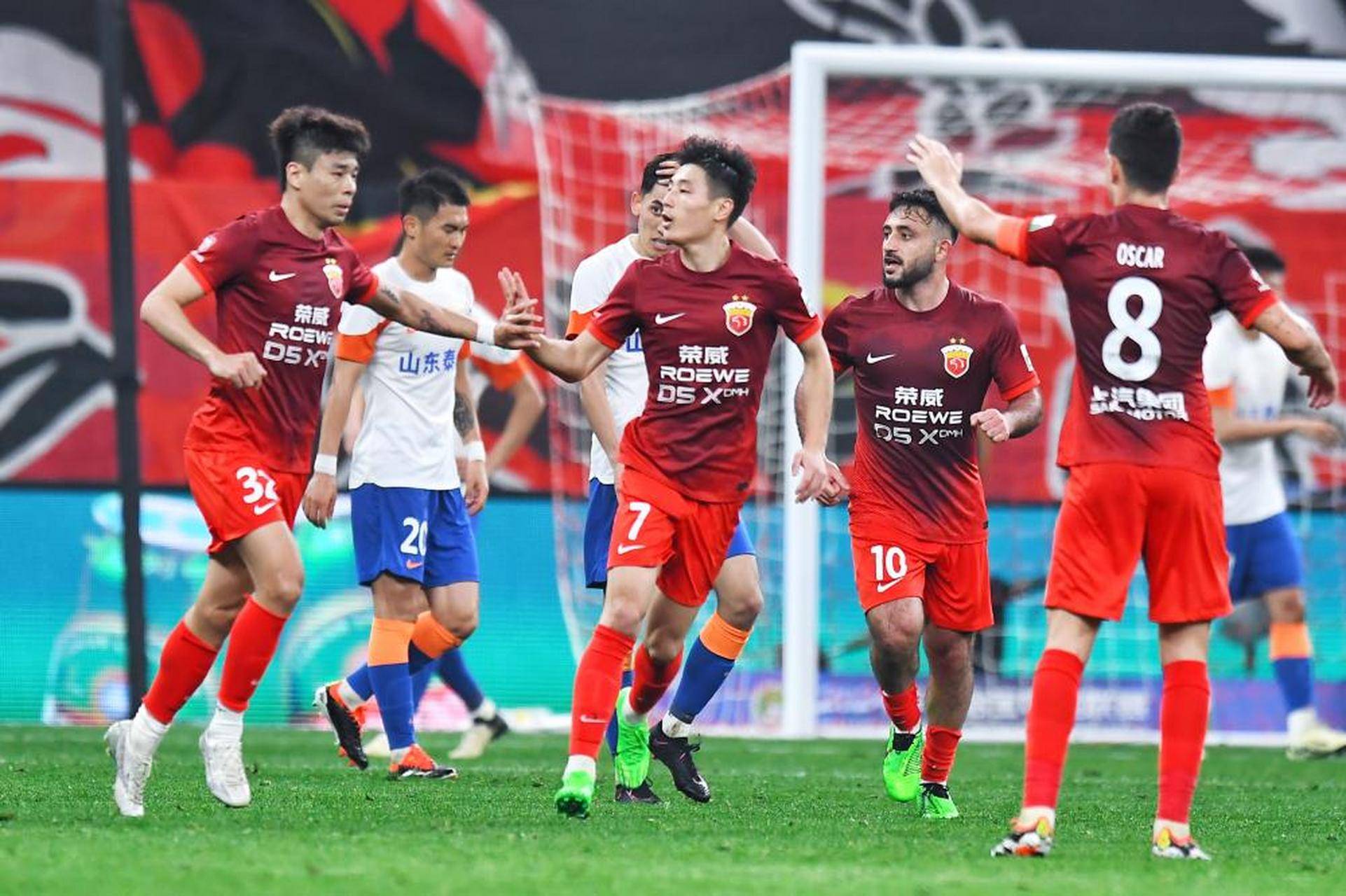 爱体育-赛季收官逼近,球队磨合状态开始逐渐提升