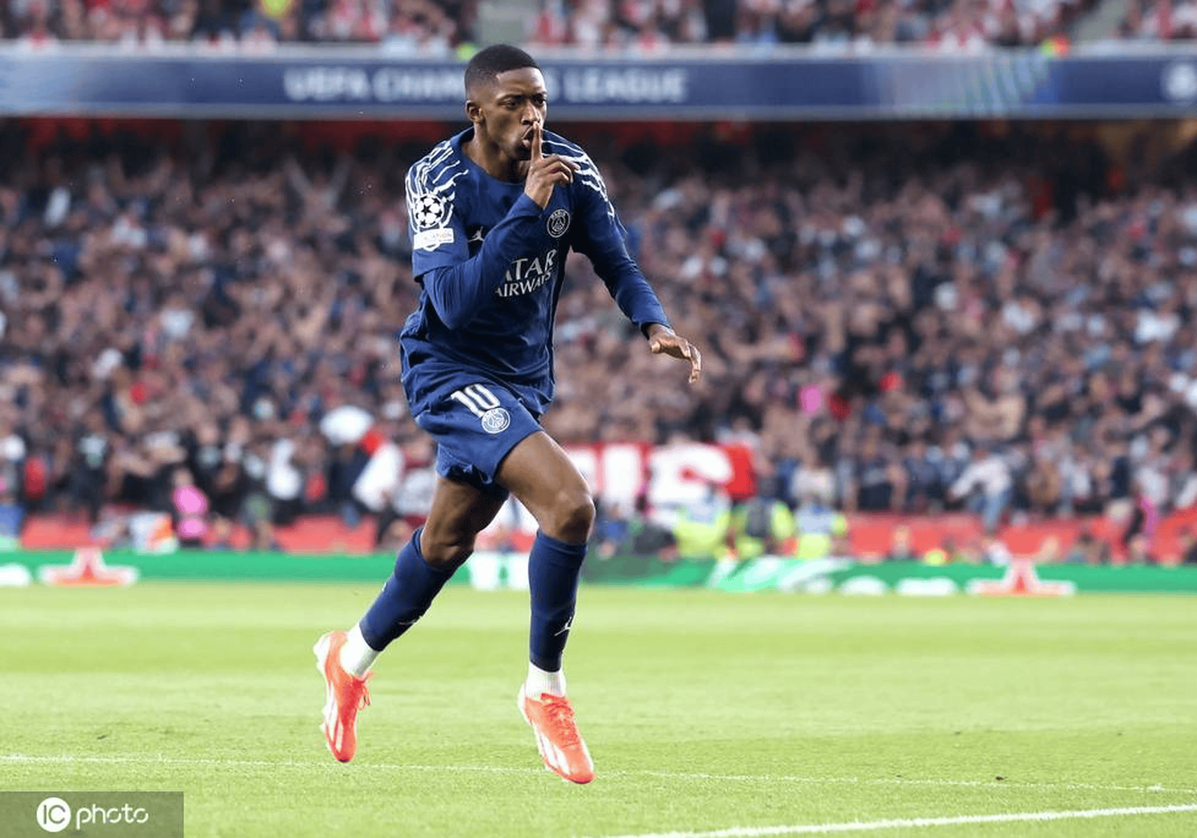 爱体育官方网站-巴黎圣日耳曼再次亮相欧冠赛场