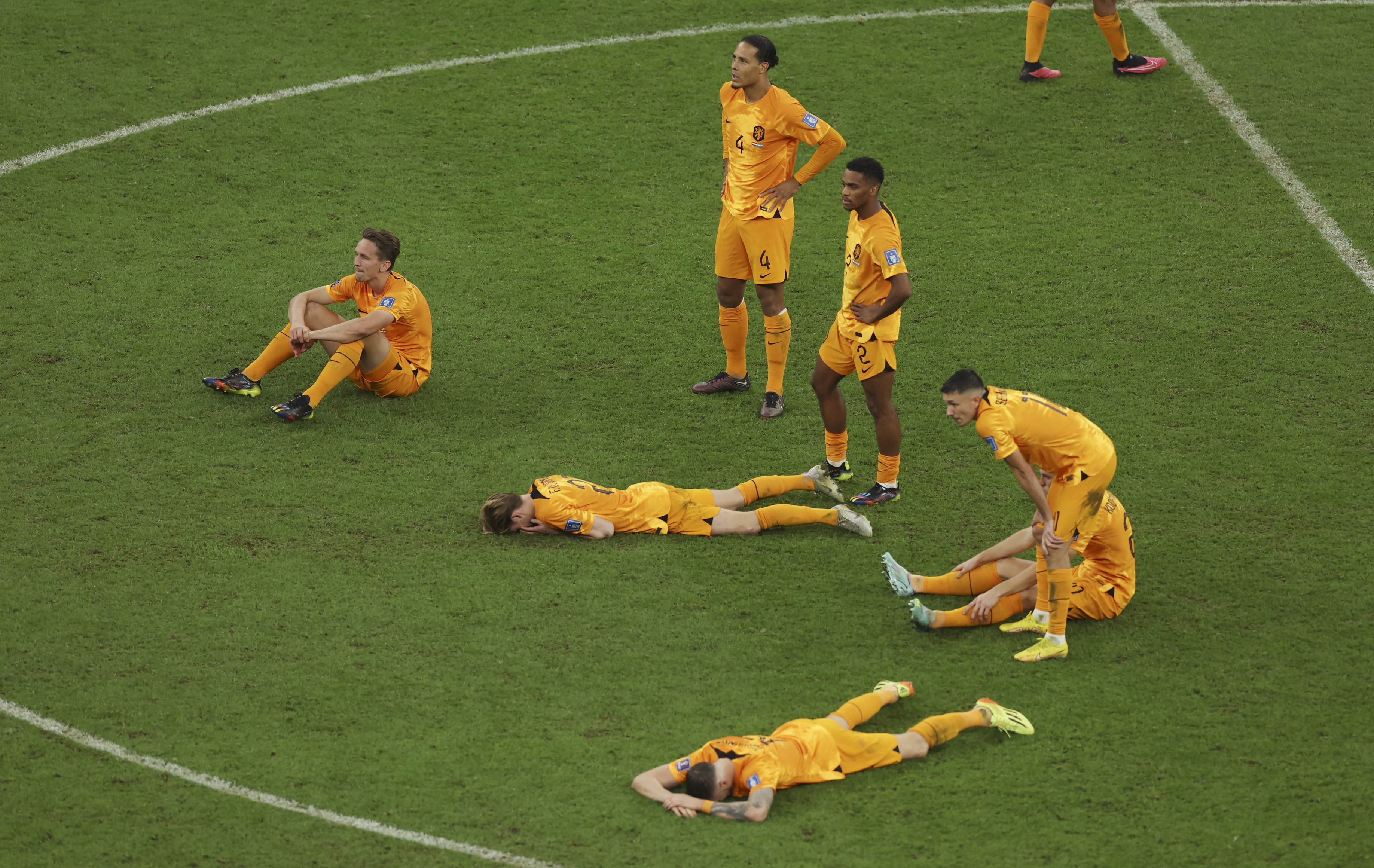 荷兰队主场一较高下晋级决赛 荷兰队主场一较高下晋级决赛