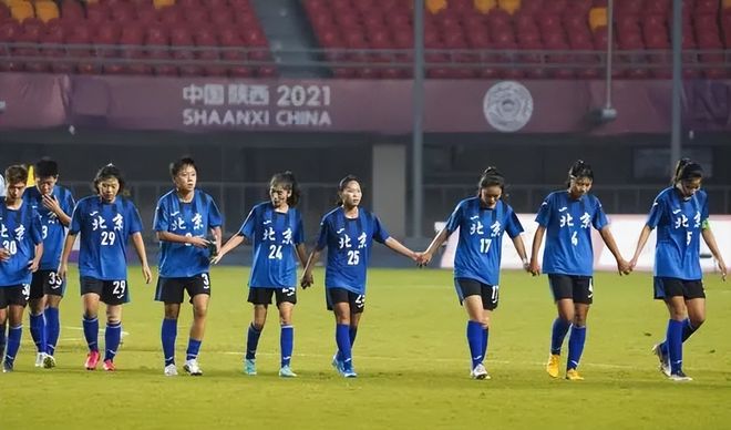 中国女足重大失误导致失利,球队备战陷入困境 中国女足重大失误导致失利,球队备战陷入困境
