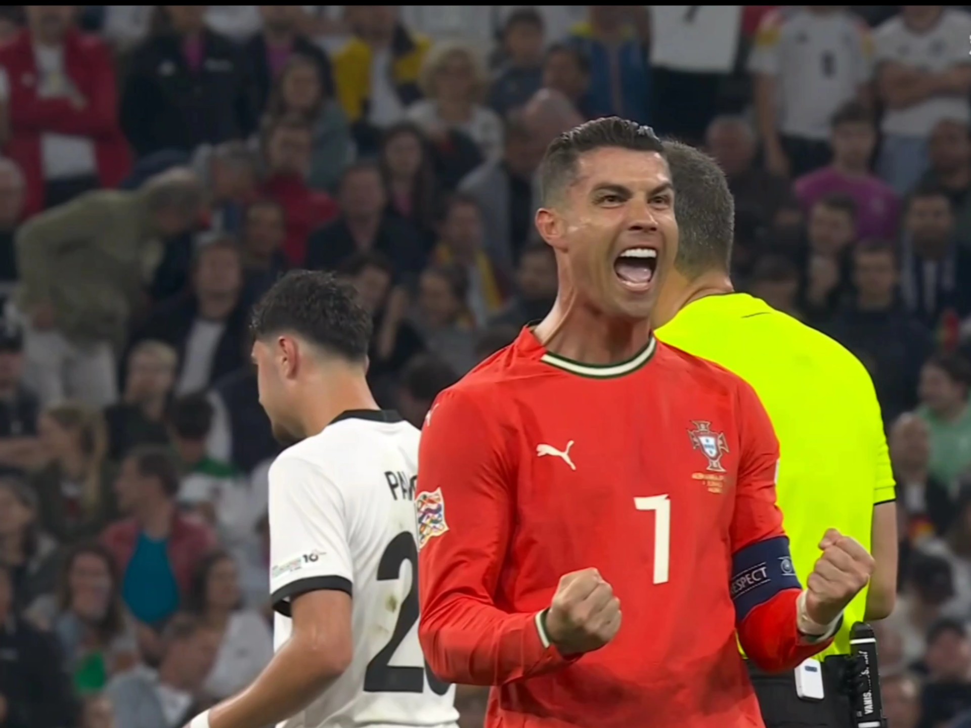 葡萄牙惨败德国,遭遇小组赛出局 葡萄牙惨败德国,遭遇小组赛出局