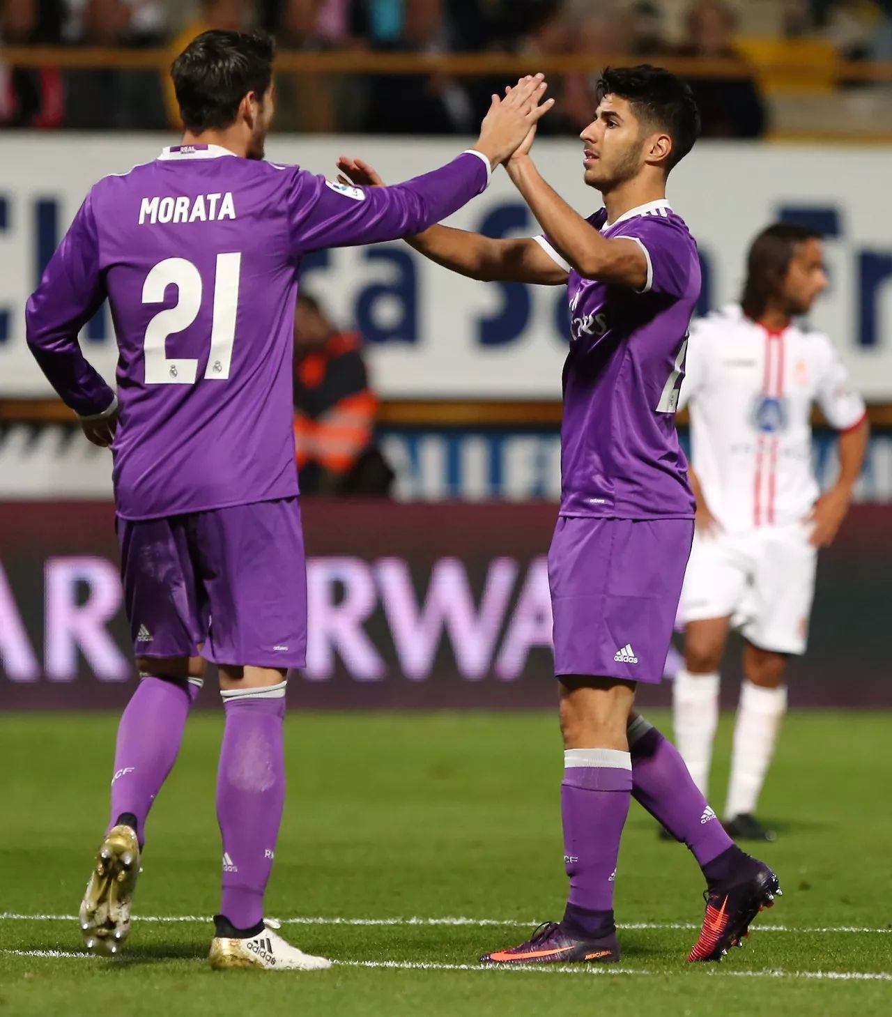 爱体育官方网站-玻斯尼亚赢得胜利,成功晋级欧锦赛