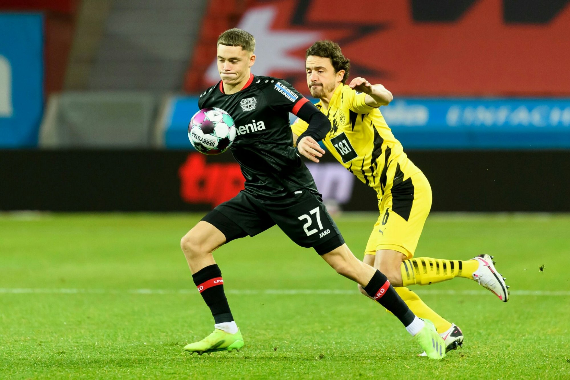 多特蒙德昔日辉煌久远,苦战艰难咸感心酸 多特蒙德昔日辉煌久远,苦战艰难咸感心酸