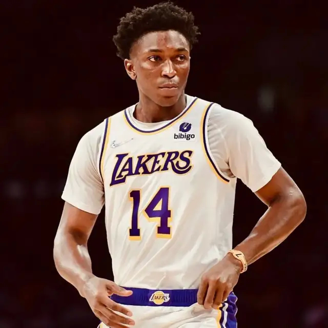 爱体育-重回巅峰!老将复出展现超凡实力