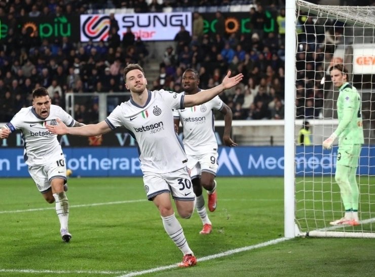 亚特兰大客场击败那不勒斯,取得宝贵三分 亚特兰大客场击败那不勒斯,取得宝贵三分