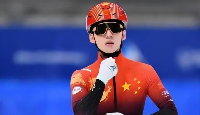 韩国选手斩获金牌,成为焦点人物 韩国选手斩获金牌,成为焦点人物